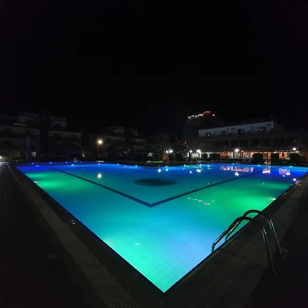Lägenhet Studio Apartments At Royal Sun Residence